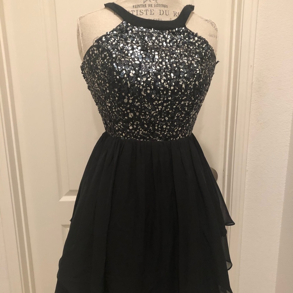Hailey Logan by Adrianna Papell Dress
